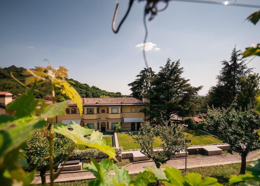 Lombardy Brusaporto Garden