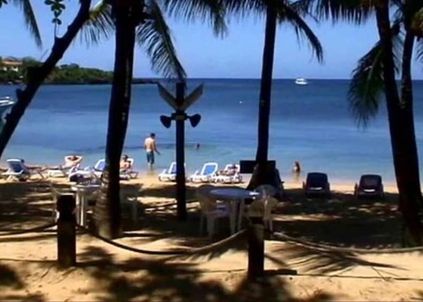 Islas de la Bahia Roatan Beach