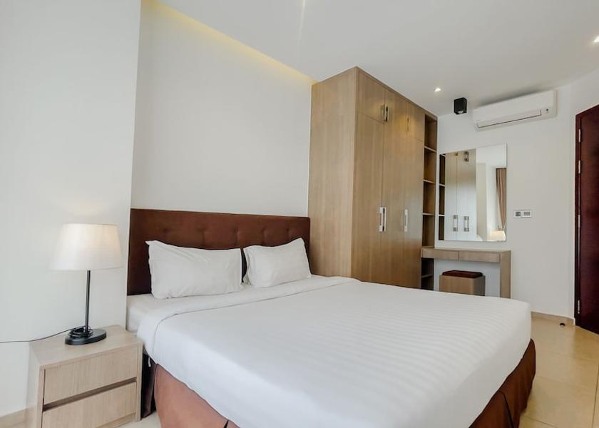  Phnom Penh Room