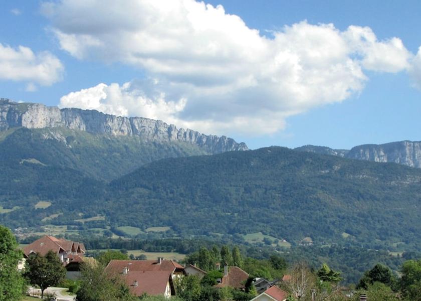 Auvergne-Rhone-Alpes Argonay Exterior Detail