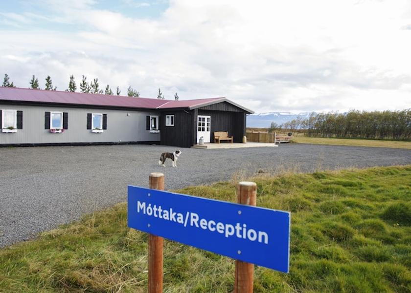 Western Region Borgarnes Property entrance