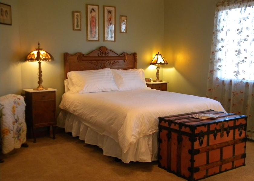 Colorado Clifton Room