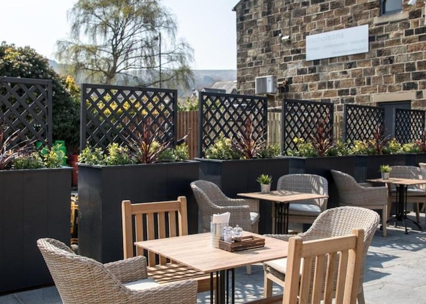 England Ilkley Exterior Detail