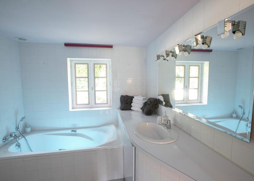 Brittany Paimpol Bathroom