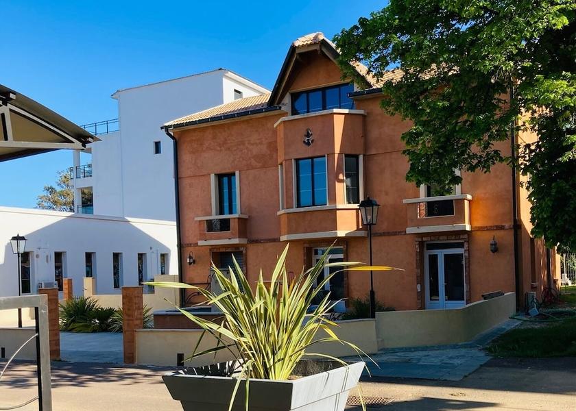 Corsica San-Nicolao Facade