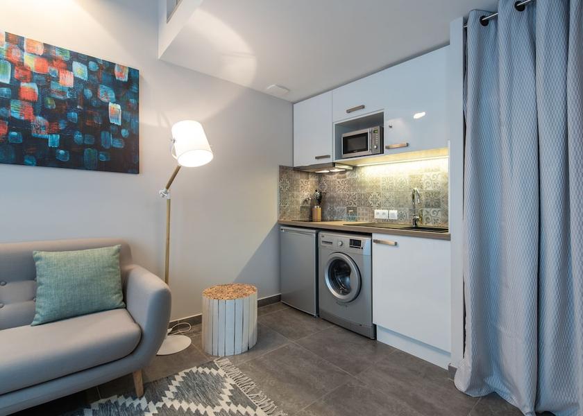 Auvergne-Rhone-Alpes Lyon Room