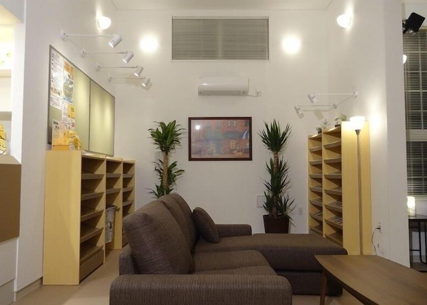 Osaka (prefecture) Hirakata Lobby