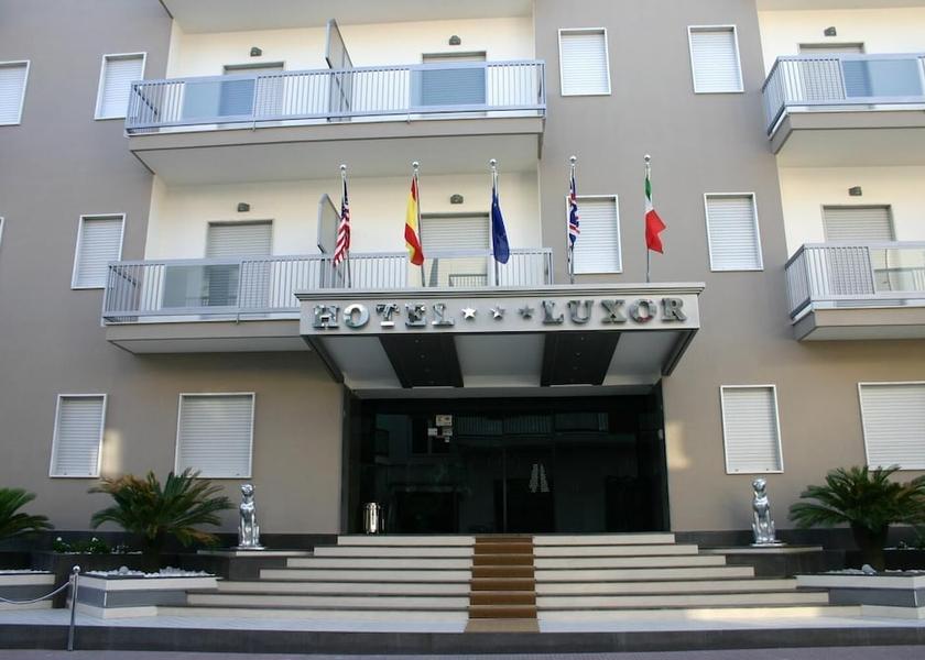 Campania Casoria Exterior Detail