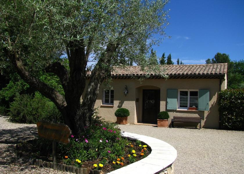 Provence - Alpes - Cote d'Azur Tourrettes-sur-Loup Exterior Detail