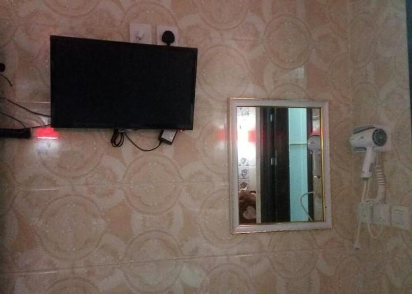  Kowloon In-Room Amenity