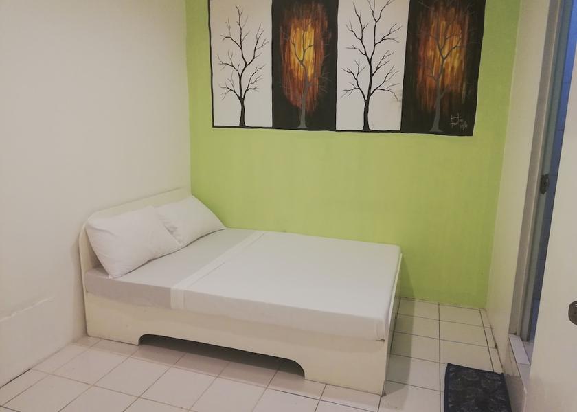  Manila Room