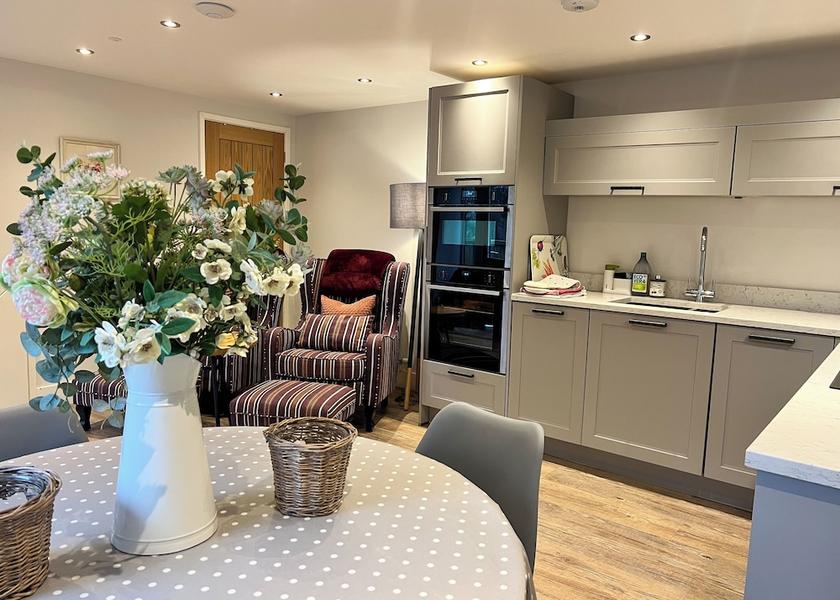 England Coleford Dining Area