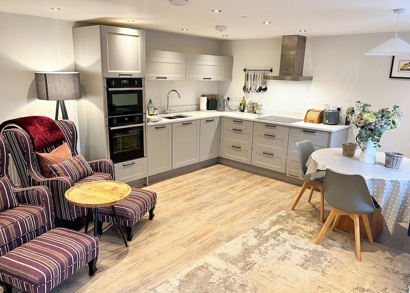 England Coleford Dining Area