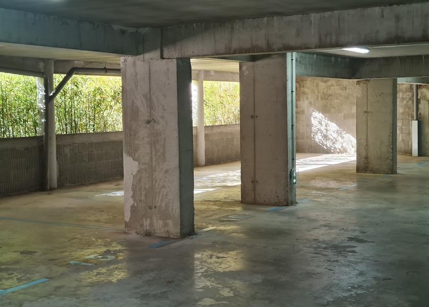 Occitanie Rodez Parking