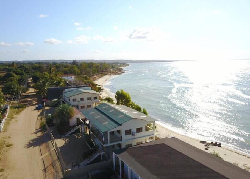  Pemba Exterior Detail