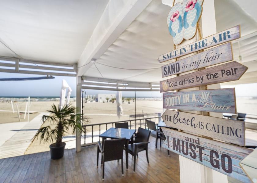  Constanta Breakfast Area