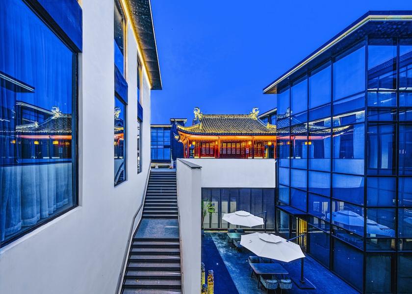 Zhejiang Jiaxing Exterior Detail