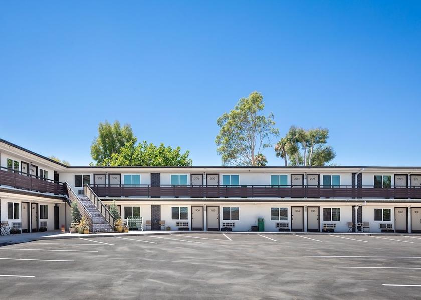 California Anaheim Exterior Detail