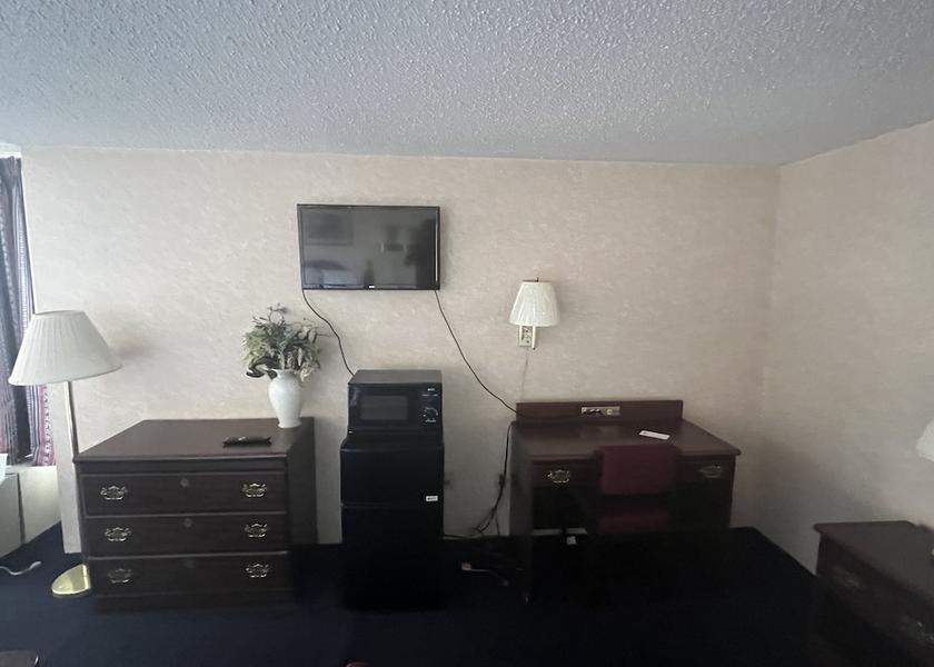 West Virginia Parkersburg Room