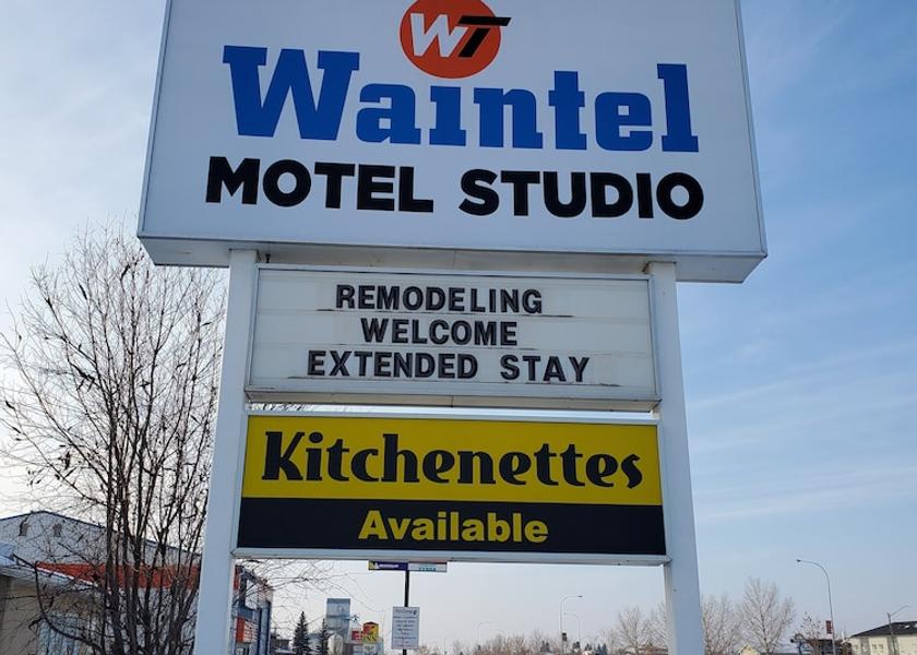 Alberta Wainwright Entrance