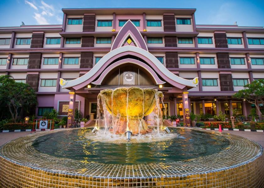 Buri Ram Nang Rong Exterior Detail