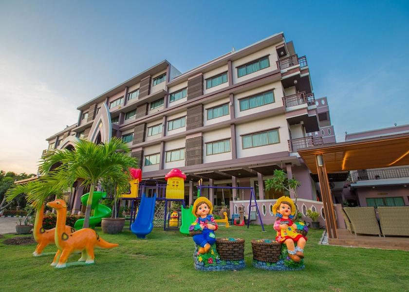 Buri Ram Nang Rong Exterior Detail