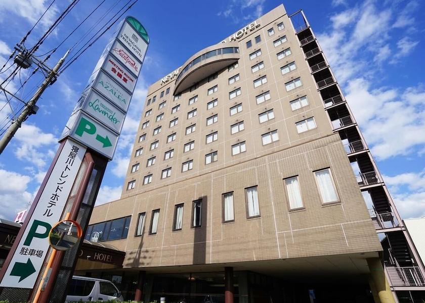 Osaka Neyagawa Exterior Detail