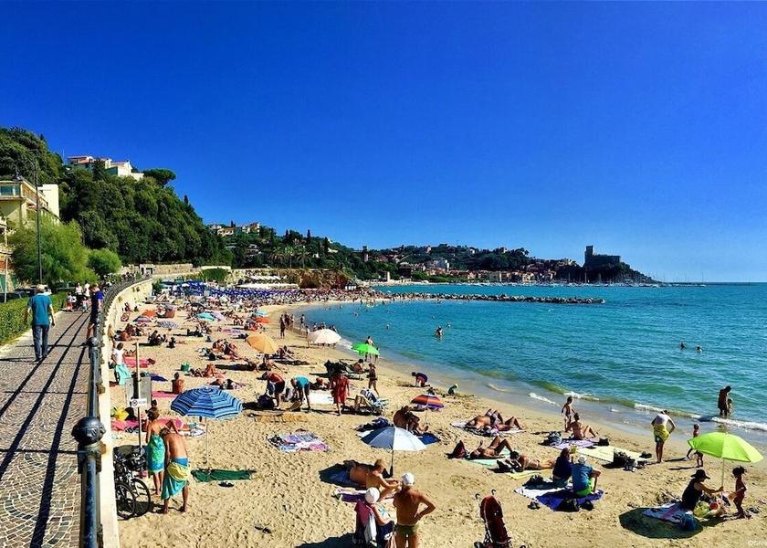 Liguria Ameglia Beach