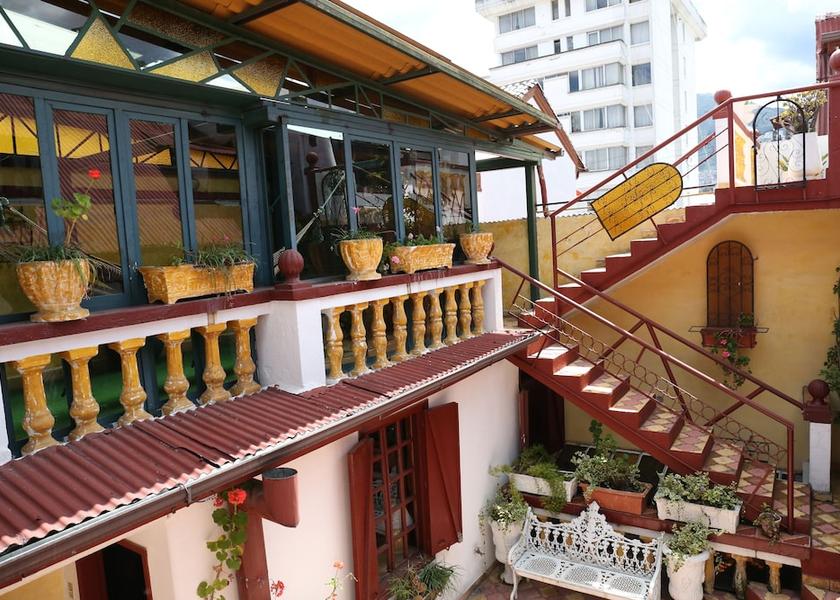 Pichincha Quito Terrace/patio