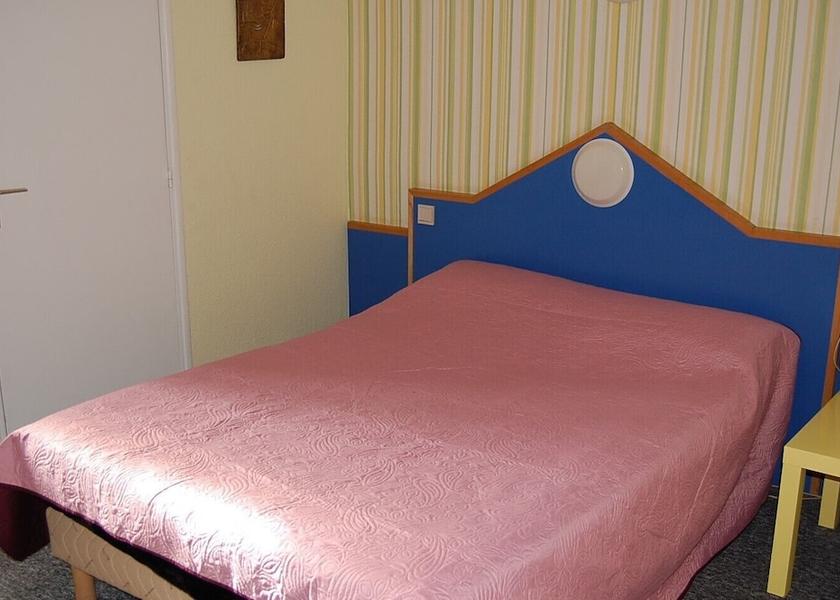 Bourgogne-Franche-Comte Chalon-Sur-Saone Room