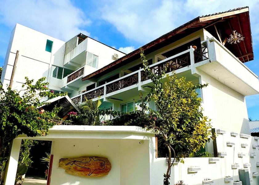 South Ari Atoll Dhigurah Facade