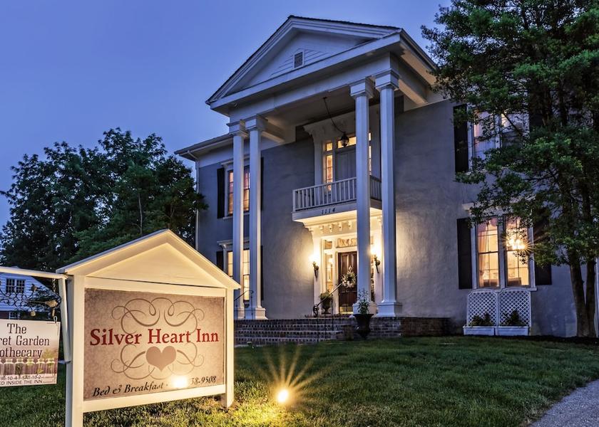 Kansas Independence Entrance