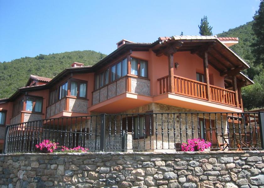 Cantabria Cabezon de Liebana Exterior Detail