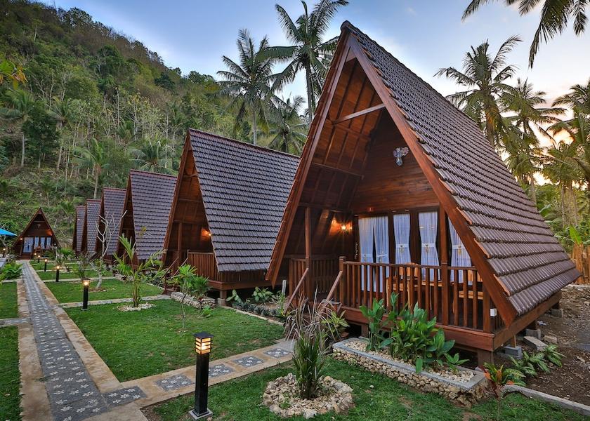  Penida Island Garden view