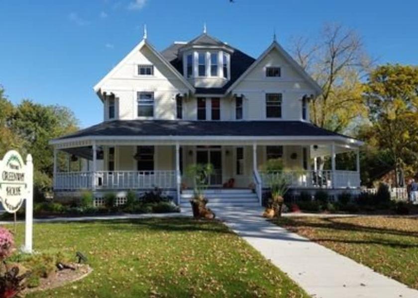 Wisconsin Green Lake Facade