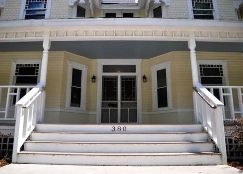 Wisconsin Green Lake Facade