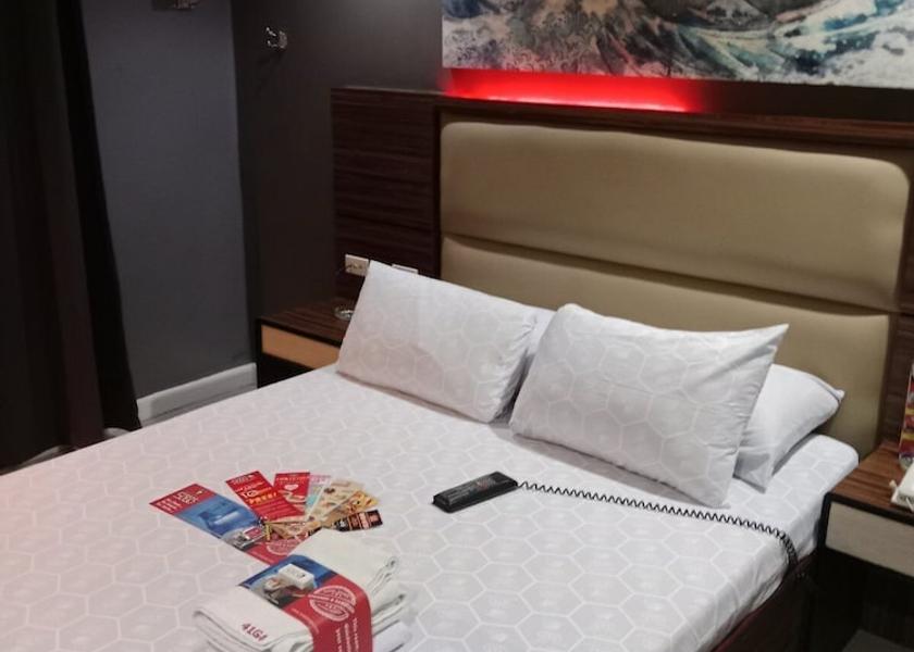  Quezon City Room