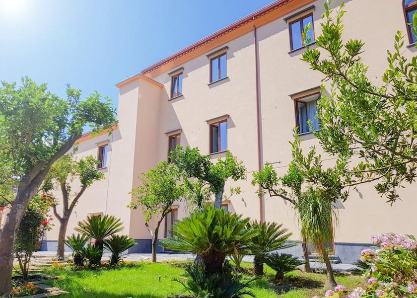 Campania Sant'Agnello Facade