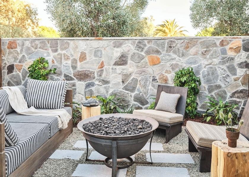 California Los Olivos Terrace