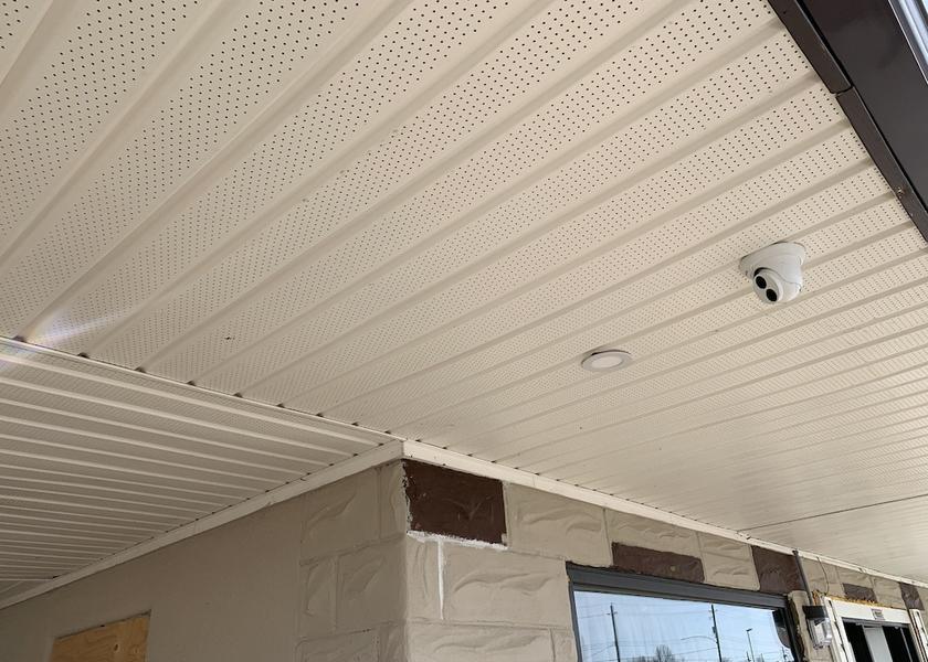 Ontario Pembroke Exterior Detail