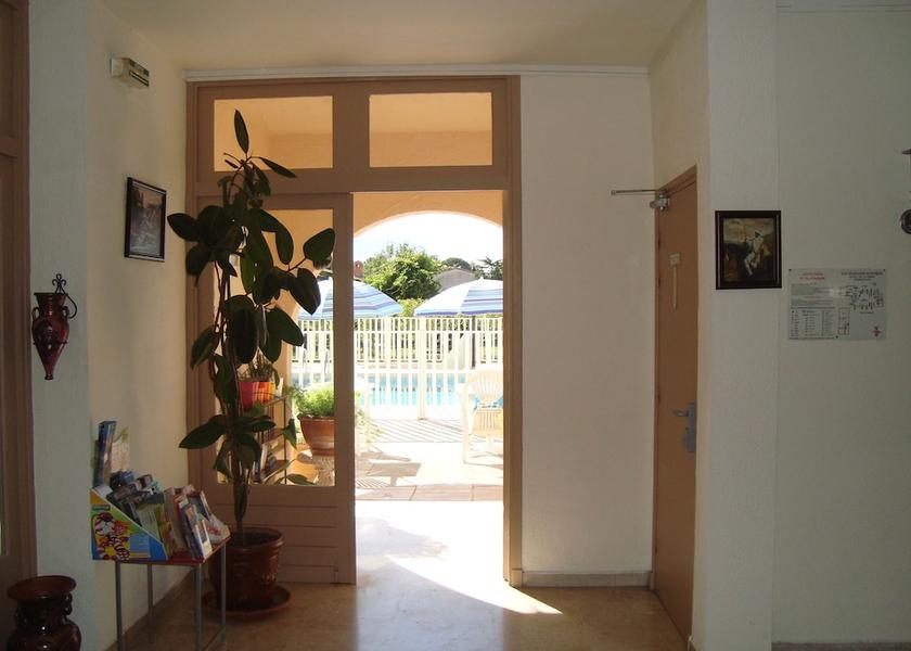 Provence - Alpes - Cote d'Azur Peymeinade Interior Entrance