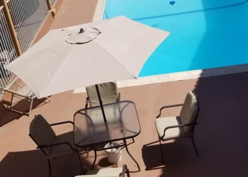 California Ontario Pool