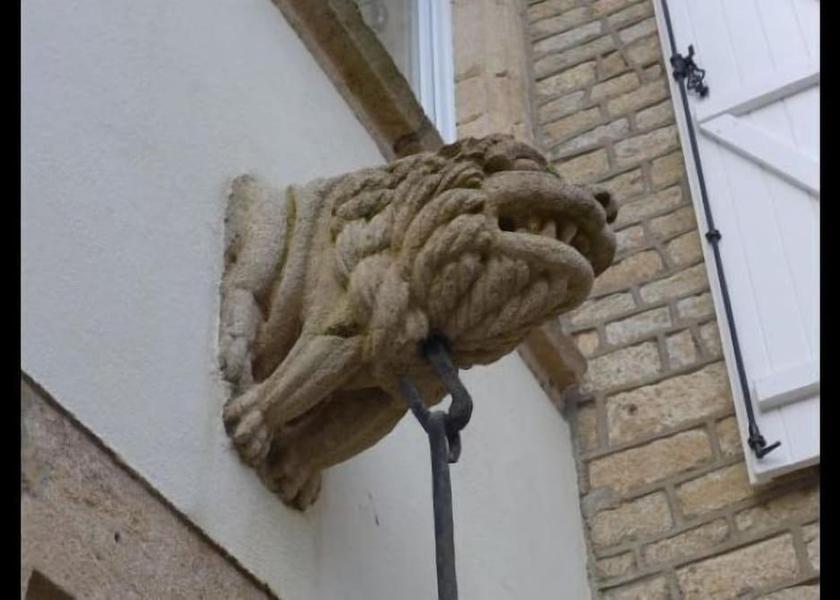 Grand Est Langres Exterior Detail