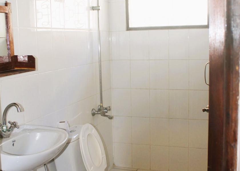 Mjini Magharibi Region Zanzibar Town Bathroom