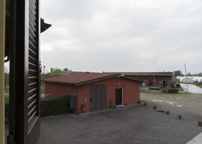 Lombardy Abbiategrasso Parking