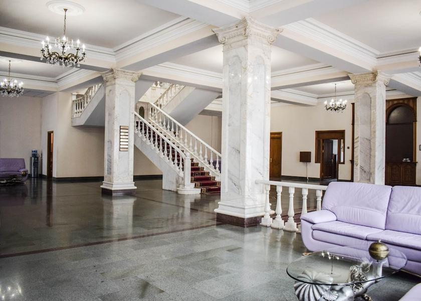  Gyumri Interior Entrance
