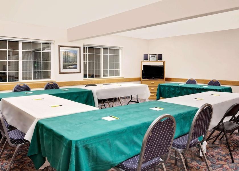 Nevada Battle Mountain Meeting Room