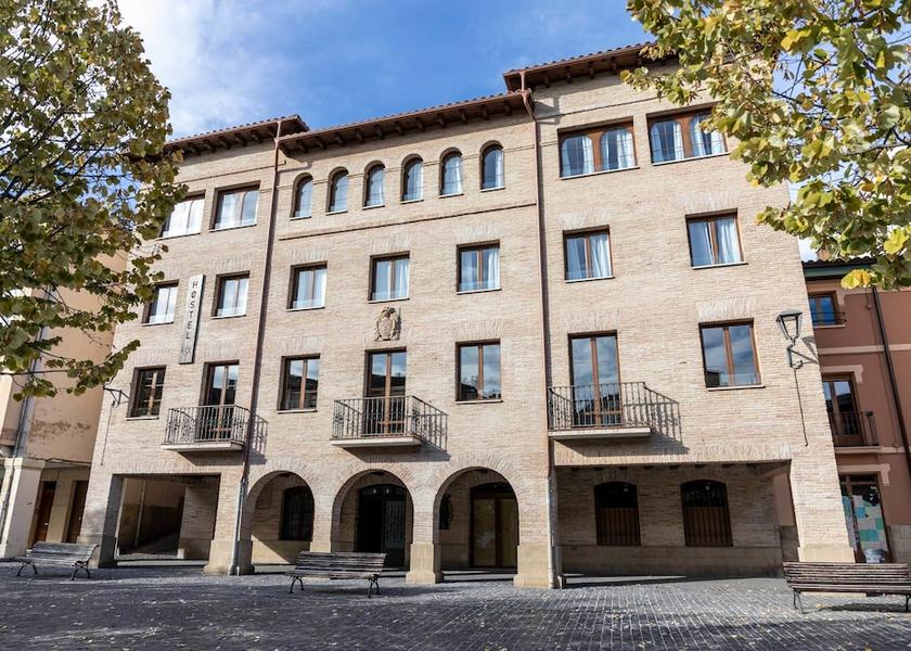 Navarre Estella Front of property