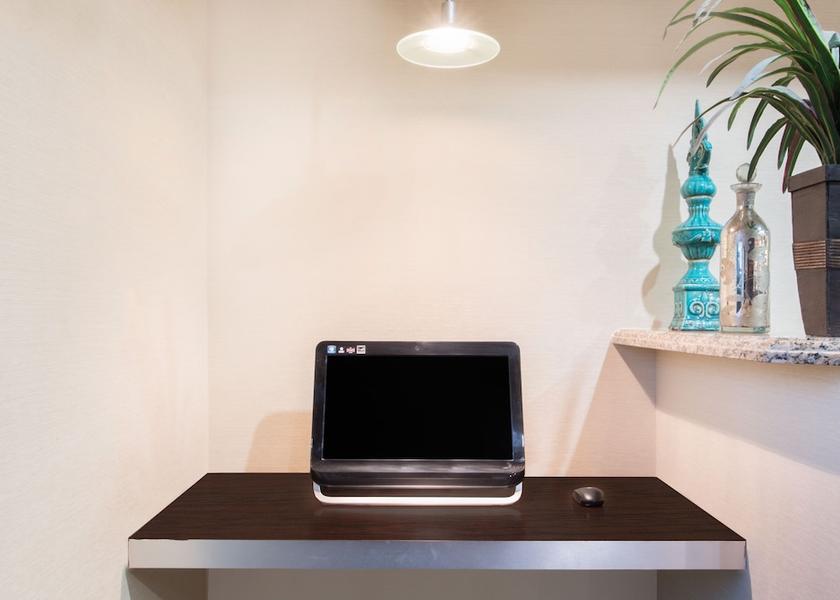 Texas Dilley Business Centre