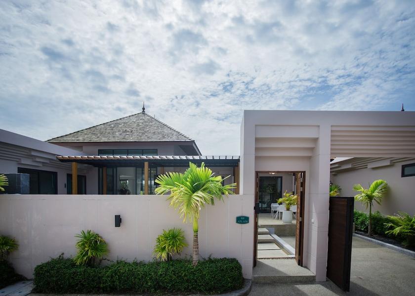 Phuket Choeng Thale Entrance